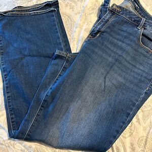 Old Navy EUC Jeans Size 18